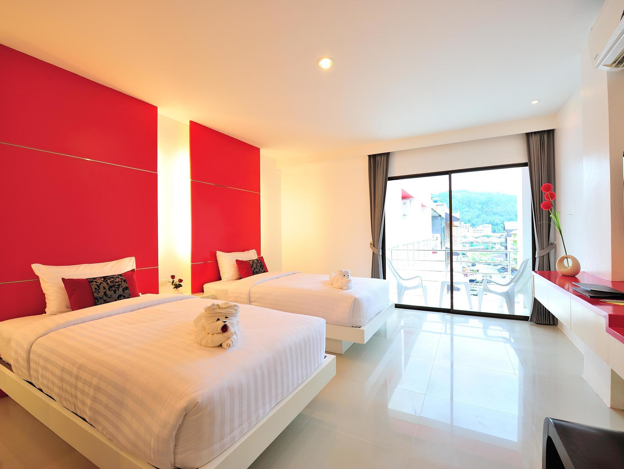 Alfresco Phuket Hotel Patong Buitenkant foto