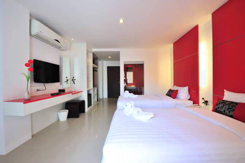 Alfresco Phuket Hotel Patong Buitenkant foto